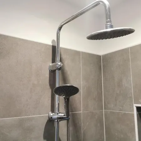 Sali Homes - Monteurswohnungen Im Herzen Von Apartmán Kleve (Dusseldorf)
